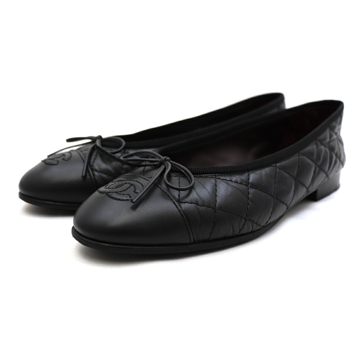 美品 シャネル バレリーナ マトラッセ ココマーク フラットシューズ レディース 黒 37C キルティング リボン CHANEL【中古】のサムネイル
