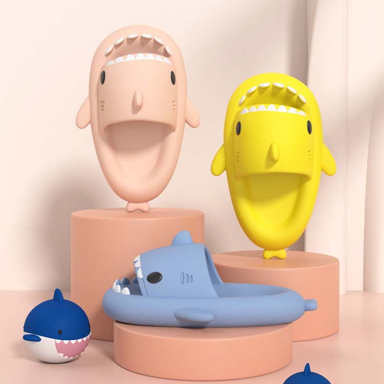 子供用 サメスリッパ 送料無料 軽量 キッズ シャワーサンダル バススリッパ お風呂...