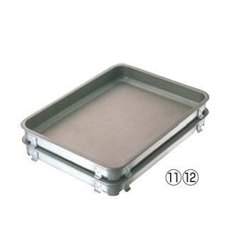 【外寸】350×265mm 【高さ】45mm ●フッ素樹脂加工により食材がくっつきにくく、お手入れが簡単です。 　酢・酸等に対する耐久性も抜群です。