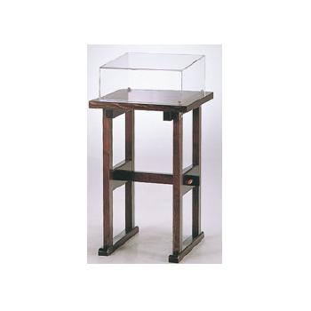 【本体サイズ】450×450×H900mm 【ケースサイズ】390×390×H150（H180）mm 【材質】スプルス材