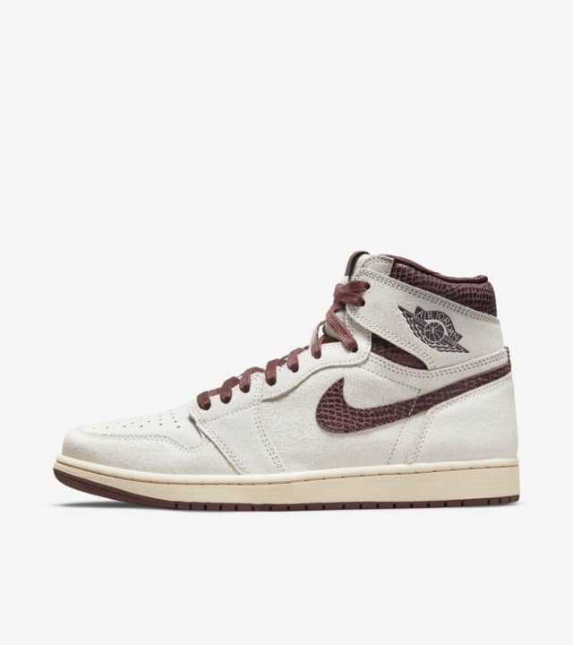 楽天OPINION COSMETICA Ma Maniére × Nike Air Jordan 1 RETRO High OG Sail and Burgundy ア マ マニエール × ナイキ エアジョーダン1 レトロ ハイ OG セイルアンドバーガンディ【中古】新古品