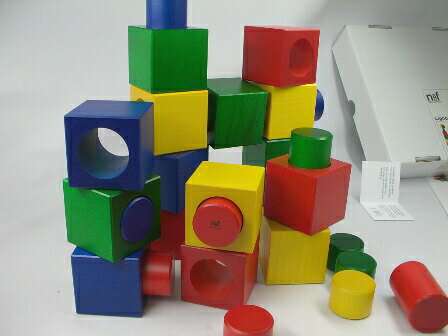 ネフ社(Naef) リグノ