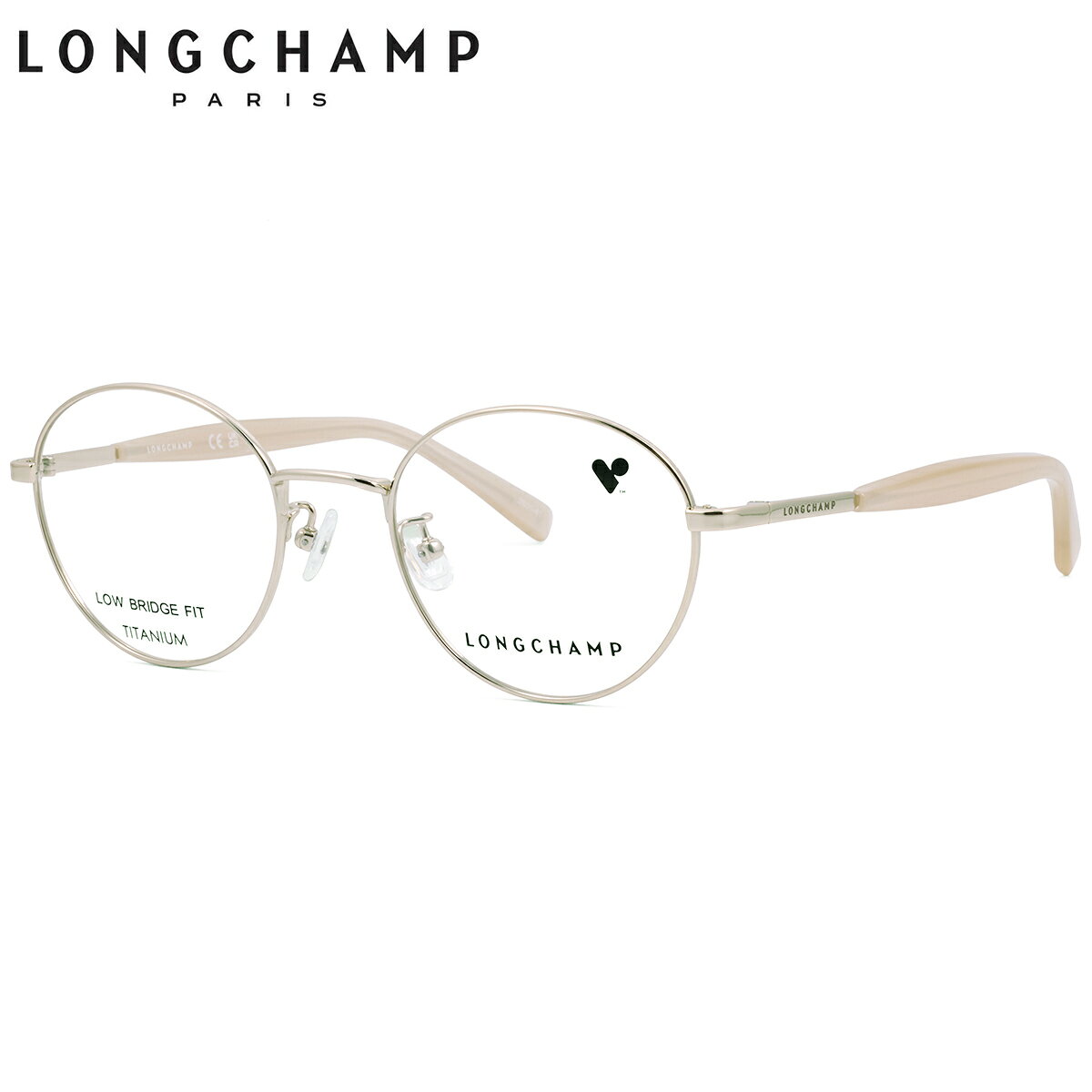 商品基本情報商品カテゴリー：メガネブランド名：LONGCHAMP (ロンシャン)型番：LO2551LBJ 714 フレームカラー：ゴールド レンズカラー：--紫外線カット率：--可視光線透過率：--鼻パッド：ありレンズシェイプ分類：ボストンフレームタイプ分類：フルリムフレーム材質：チタン レンズ材質：デモレンズおすすめの性別：レディース ----------------------------------------------- おすすめの性別：女性にオススメです。 -----------------------------------------------付属品：専用ケース、レンズクロス、取り扱い説明書 ※付属品の仕様は予告なく変更になる場合がございます。予めご了承くださいませ。状態：新品未使用国内正規品、ローブリッジフィット デモレンズがセットされた状態での使用はできません。ご使用の際は必ずレンズを入れ替えてください。商品サイズ情報【A】レンズのよこ幅：48mm 【B】レンズのたて幅：42mm 【C】ブリッジ幅：20mm 【D】全体のよこ幅：131mm 【E】全体のたて幅：44mm 【F】テンプルの長さ：140mmメーカー公表サイズ：48□20-140電脳眼鏡が厳選したレンズについてご希望のレンズの屈折率やコートの種類等により、「NIKON」「SEIKO」「HOYA」などのメーカーが発売している多くのレンズの中から最適なレンズを厳選しています。LO2551LBJ 714 48LO2551LBJは、極細のメタルフレームが繊細で洗練された印象を演出するボストンシェイプのメガネフレームです。丸みのあるやわらかなフォルムが表情を優しく見せながら、華奢なラインが顔まわりをすっきりと上品に引き立てます。素材には軽量で耐久性に優れたチタンを採用し、長時間でも快適な掛け心地を実現しています。上品なゴールドカラーは肌なじみが良く、顔まわりを明るく華やかな印象に演出。さらに、フレームカラーになじむベージュ系のロングモダンを採用することで耳あたりがやさしく、安定したフィット感にも配慮されています。繊細なデザインの中に機能性と上質感を兼ね備え、ビジネスからプライベートまで幅広いシーンで活躍する、ロンシャンらしいエレガントな一本です。LONGCHAMP（ロンシャン）洗練されたバッグコレクションで知られるパリ発のラグジュアリーブランド。エレガンスと実用性を兼ね備えたスタイルで、世界中の女性から愛され続けています。メガネフレームにもそのエスプリが息づき、上品で柔らかなラインや繊細なカラーリングが魅力。日常にさりげなく華を添え、装いを格上げしてくれるアイウェアコレクションです。