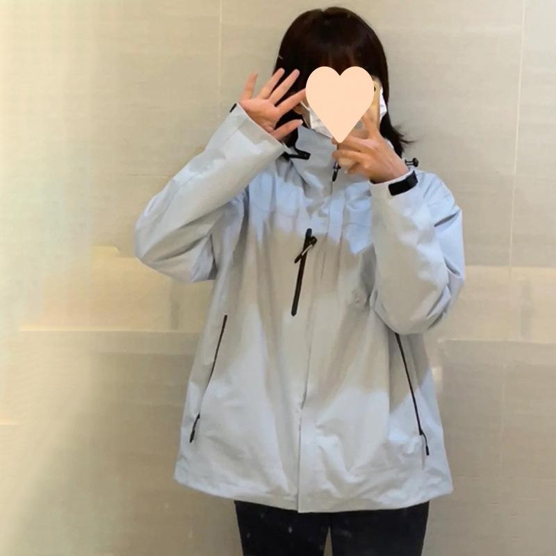 女性用 ジャケット コート 長袖 レディース フード付き 登山 ハイキング アウトドア 防風 防水 通勤 気質 春秋冬 薄手内里 煙青 黒 白灰 切り替え 再生繊維 軽量 伸縮性 吸湿速乾 普段使い 部屋着