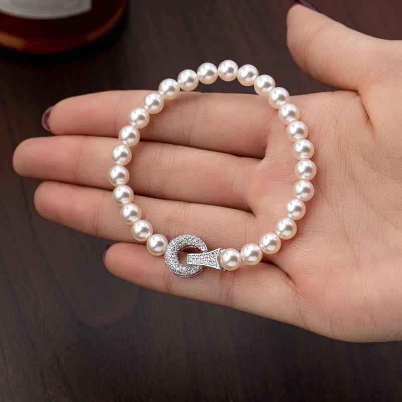 ブレスレット 女性用 軽量 珍珠 アクセサリー 復古 ビーズ デザイン ファッション 通勤 気質 百搭 手元 装飾 個性 象牙白 アイボリー カラーバリエーション 春夏 シーズン ビジネス ギフト 自然 素材 ジオメトリック 形状 人気 スタイル かわい