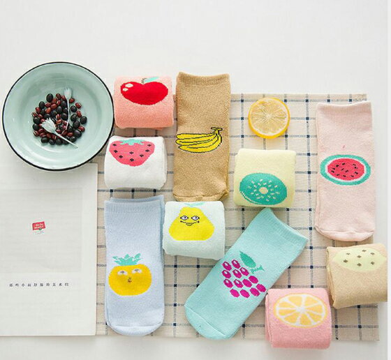 フルーツ柄ベビーソックス　滑り止め　　ベビー〜キッズサイズ