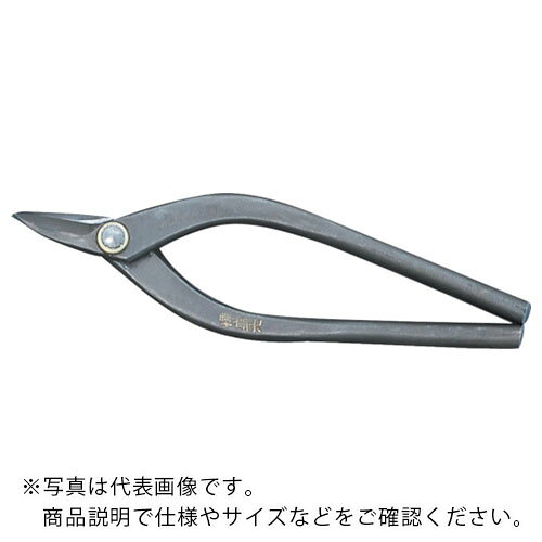 特長：はがねの頂点に立つハイス鋼は過酷な使用に耐え、驚異的な硬度と耐久力です。本職用板金鋏になります。きつい曲線切りや、穴のくり抜きなどに使います。用途：板金加工用本職鋏。仕様：全長(mm)：225刃長(mm)：40タイプ：ステン・鉄板用切断能力(mm)：0.5主対応素材：チタン・ステンレス・GL鋼板材質／仕上：本体ステンレス鋼SUS410刃:日立ハイスYXM1　●代表画像について 商品によっては、代表画像を使用している場合がございます。 商品のカラー、サイズなどが異なる商品をイメージ画像として 使用させて頂いている場合がございます。 必ず、商品の品番と仕様をご確認のうえ、ご注文お願いいたいます。 　●代金引換でのお支払いについて 発送する商品の総重量が20kgを超えてしまったり、 商品の大きさが当店から発送できる規定サイズを超えてしまう場合 メーカー直送での対応となりますので、 代金引換がご利用頂けない場合がございます。 該当する場合、当店から別途メールにてご連絡させて頂いております。 　●北海道・沖縄・離島・一部地域の送料について 別途追加で送料がかかる場合がございます。 送料がかかる場合は、メールにて送料をご連絡させて頂き、 お客様にご了承頂いてからの手配となります。 　●お買上げ明細書の廃止について 当店では、個人情報保護と環境保護の観点から同封を廃止しております。 お買上げ明細書が必要な場合は、備考欄に「お買上げ明細必要」と 記載お願いいたします。 当店からの出荷の場合は、同封にて発送させて頂きます。 （※メーカー直送の場合は、PDFデータをメールさせて頂きます。）