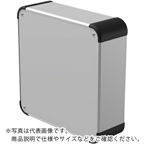 特長：外枠4面がアルミ押出材の側板で構成されたフラットな外観です。強度と高級感のあるアルミボックスです。産業用コントローラー、工作機械用操作盤、オーディオアンプ、電源装置など、様々な用途にご利用頂ける万能ボックスです。仕様：色：カバー・側板：シルバー/コーナー：ブラック高さ(mm)：115縦(mm)：160横(mm)：300滑り止め足：アルミ足/カバー・下カバー取付ビス：プラス材質／仕上：アルミダイキャストアルミ押出材アルミ板　●メーカー取寄商品について 本商品はメーカーからの取寄商品となります。 納期は、メーカー確認後、メールでご連絡させて頂きます。 在庫状況、生産状況によっては、かなり納期がかかる場合もございます。 　※お急ぎの場合は、ご注文前の納期確認も承りますので、　　お気軽にお問い合わせください。 　●代表画像について 商品によっては、代表画像を使用している場合がございます。 商品のカラー、サイズなどが異なる商品をイメージ画像として 使用させて頂いている場合がございます。 必ず、商品の品番と仕様をご確認のうえ、ご注文お願いいたいます。 　●北海道・沖縄・離島・一部地域の送料について 別途追加で送料がかかる場合がございます。 送料がかかる場合は、メールにて送料をご連絡させて頂き、 お客様にご了承頂いてからの手配となります。 　●お買上げ明細書の廃止について 当店では、個人情報保護と環境保護の観点から同封を廃止しております。 お買上げ明細書が必要な場合は、備考欄に「お買上げ明細必要」と 記載お願いいたします。 当店からの出荷の場合は、同封にて発送させて頂きます。 （※メーカー直送の場合は、PDFデータをメールさせて頂きます。）