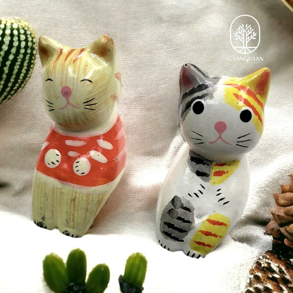 10002672　猫　ネコ　2匹　お座りネコ　バリ雑貨　猫の置物　バリ木彫り　アニマル置物　アジアン