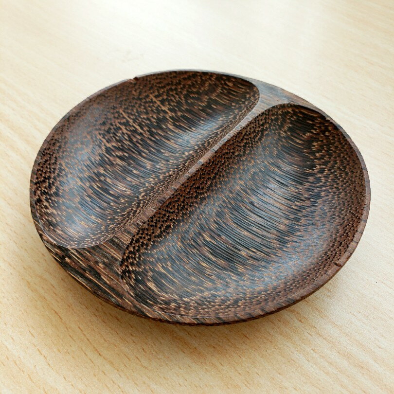 木製トレイ　丸型　薬味入れ　バリ雑貨　キッチン雑貨　小物入れ　ウッドトレイ