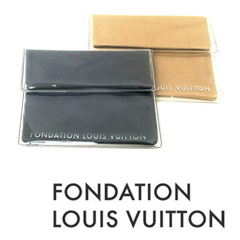 パリ限定！LOUIS VUITTON/ルイヴィトン美術館/タブレットケース/小物ポーチ/FONDATION LOUIS VUITTON/Tablet Pouch
