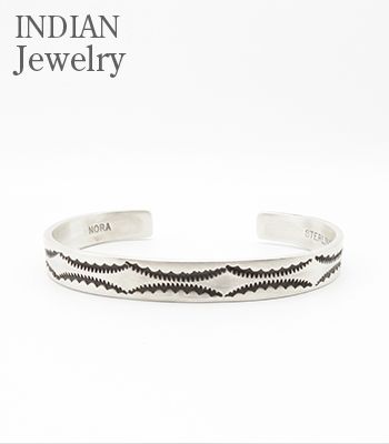 INDIAN JEWELRY ʥХ²|Υ顦|ץ|Х󥰥NAVAJO STAMPED SILVER BANGLE Nora Tahe١ڥᥫͥƥ֡IJ-386