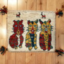 ペルシャ ギャッベ 【 本場 イラン産 】 36x42cm 厚み 2.16cm アイボリー ベージュ ネコ柄 猫 3匹 ねこ 座布団 セール ギャベ チェアマット ウール100% 天然素材 草木染め 手織り 絨毯 ラグ 赤ちゃんも安心 カシュガイ族 遊牧民族 プレゼント T8625