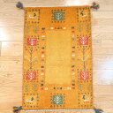 ぺルシャ ギャッベ 【本場 イラン産】 90x60cm 厚み 2.36cm セール ギャベ 玄関マット 遊牧民 カシュガイ族 パネル 生命の木 風景 ヤギ 羊 イエロー 黄色 ブルー 青 テント 風水 金運 北欧 ナチュラル シンプル 上質 おしゃれ 天然素材 草木染め 手織り絨毯 RJ10277