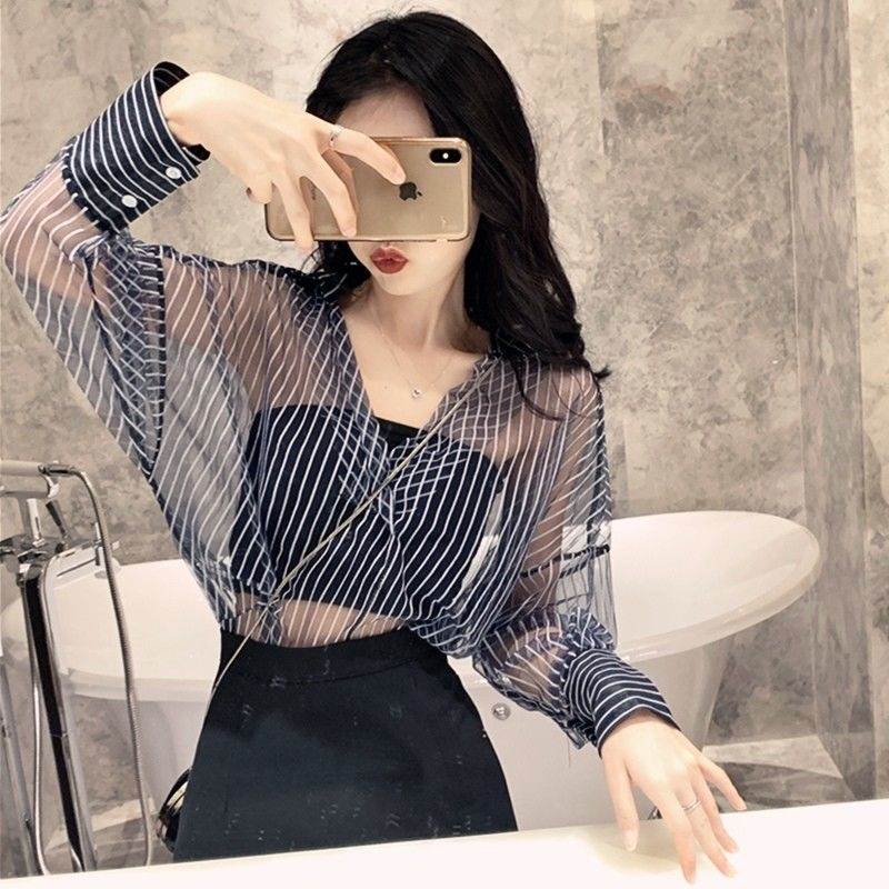 シースルー ストライプ柄 スキッパー シャツ レディース トップス ブラウス 長袖 襟付き 透け感 ドロップショルダー きれいめ シンプル カジュアル セクシー おしゃれ 大人 かっこいい クール 夏 レイヤード 重ね着 学生 通学 デート お出かけ 女子会 大きいサイズ 2XL 青 黒