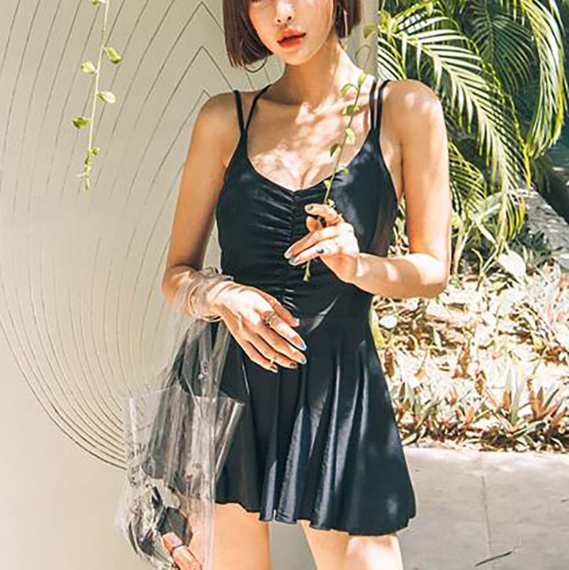 レディース 水着 スイムウェア ワンピース モノキニ フリル バッククロス 編み上げ 背中空き 大人 可愛い 盛れる きれいめ 膝上 体型カバー 着痩せ オールインワン セクシー シンプル カ 大人可愛い 韓国 オルチャン 個性的 デザイン おしゃれ