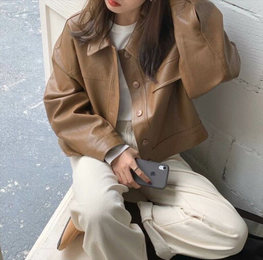 アウター レザージャケット 長袖 襟付き ストレート レザー PU 大人可愛い おしゃれ お洒落 かっこいい レトロ 無地 秋 冬 1代 2代 3代 レディース デート お出かけ ファッション フリーサイズ 色展 韓国 オルチャン アウター レザージャケット 長袖 襟付き ストレート レザー PU 大人可愛い おしゃれ お洒落 かっこいい レトロ 無地 秋 冬 1代 2代 3代 レディース デート お出かけ ファッション フリーサイズ 色展 韓国 オルチャン