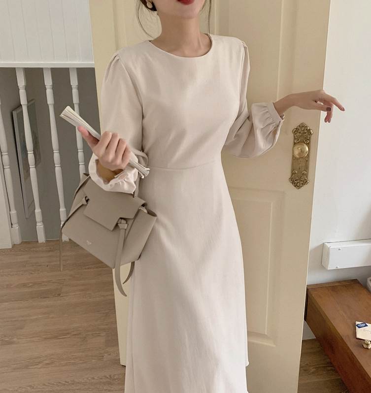 ワンピース ロングスカート ロング丈 袖あり 長袖 Uネック Aライン バックリボン ハイウエスト かわいい 大人可愛い きれいめ シンプル カジュアル おしゃれ お洒落 メンズライク ガーリー 無地 春 秋 1代 2代 3代 レディース デート お出かけ フ 韓国 オルチャン