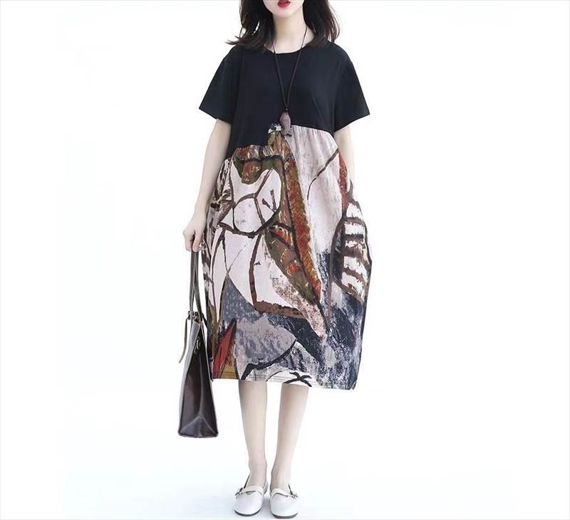 異素材MIX ドッキング 切り替え 半袖 Tシャツワンピース ワンピース 膝丈 ひざ丈 袖あり ラウンドネック 襟なし ハイウエスト かわいい 大人可愛い カジュアル 大人 おしゃれ お洒落 大人女子 こなれ感 ルーズ 個性的 主役級 存在感 柄 リーフ柄 ボタ 韓国 オルチャン