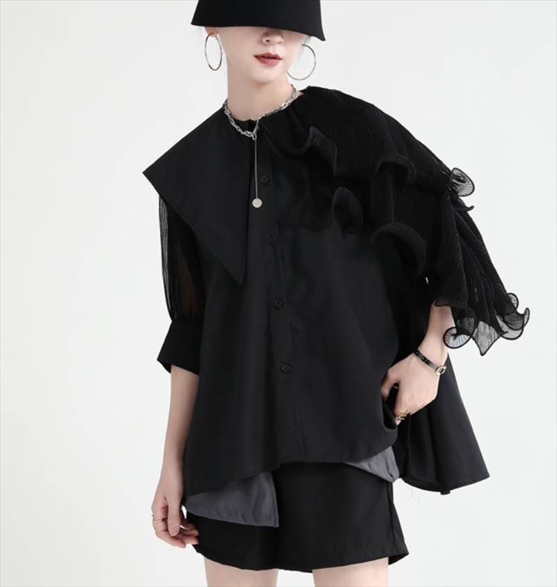 非対称 トップス シャツ 白シャツ 白トップス 袖あり 5分袖 五分袖 ラウンドネック 襟付き フレア フリル 切り替えデザイン 前開き 透け感 薄手 かわいい 大人可愛い きれいめ シンプル カジュアル 大人 上品 おしゃれ お洒落 大人可愛い 大人女子 韓国 オルチャン