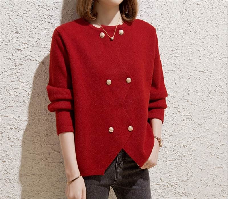 ボタン ゴールド トップス ニットソー 袖あり 長袖 ラウンドネック 襟なし ストレート 前開き 伸縮性 薄手 かわいい 大人可愛い きれいめ シンプル カジュアル 大人 上品 おしゃれ お洒落 大人可愛い 大人女子 こなれ感 ラフ ルーズ 個性的 主 韓国 オルチャン