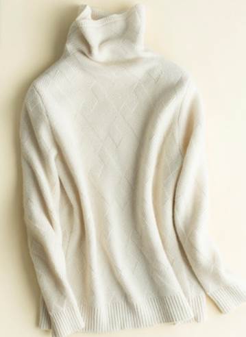 トップス ニットソー セーター 白トップス 袖あり 長袖 萌袖 タートルネック 襟なし ストレート 伸縮性 厚手 かわいい 大人可愛い きれいめ シンプル カジュアル 大人 上品 おしゃれ お洒落 大人可愛い 大人女子 こなれ感 ラフ ルーズ 個性的 主 韓国 オルチャン