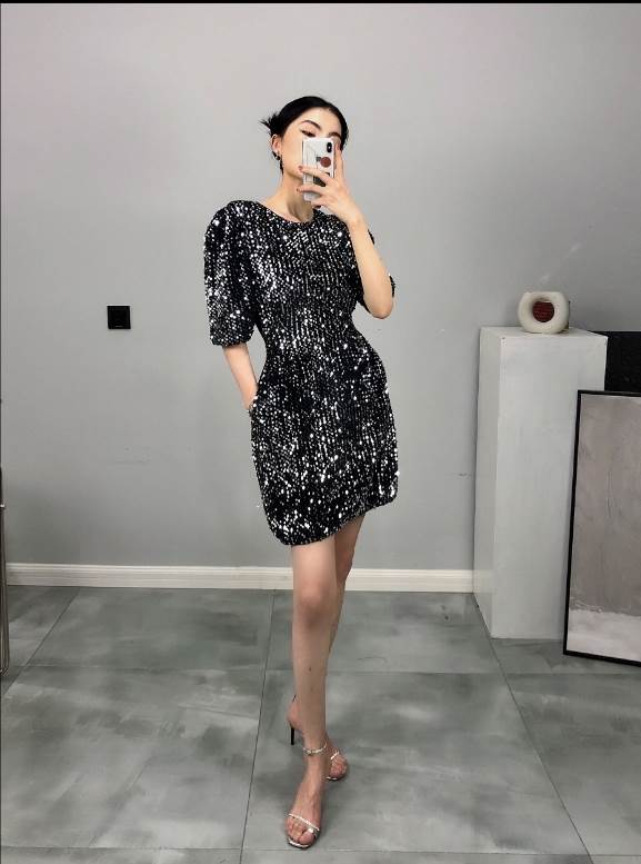 ワンピース ドレス ミニ丈 ショート丈 袖あり 半袖 五分袖 ラウンドネック 襟なし スリム タイト 細身 かわいい 大人可愛い きれいめ シンプル カジュアル 大人 上品 おしゃれ かっこいい エスニック エキゾチック モテ 個性的 ワンピース 大人女子 韓国 オルチャン