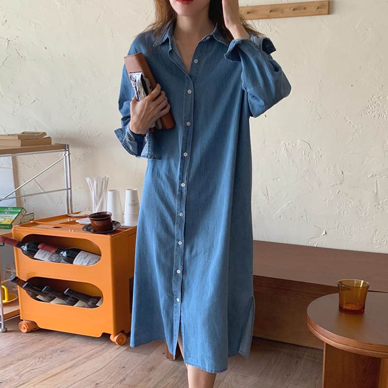 ワンピース シャツワンピース 膝下 ミモレ丈 袖あり 長袖 襟付き スリット サイドスリット デニム かわいい 大人可愛い シンプル カジュアル 大人 おしゃれ レトロ 大人女子 こなれ感 ラフ マニッシュ ルーズ 抜け感 個性的 ワンピース 無地 韓国 オルチャンのサムネイル