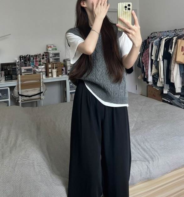 トップスケーブル編みニットベストレ...