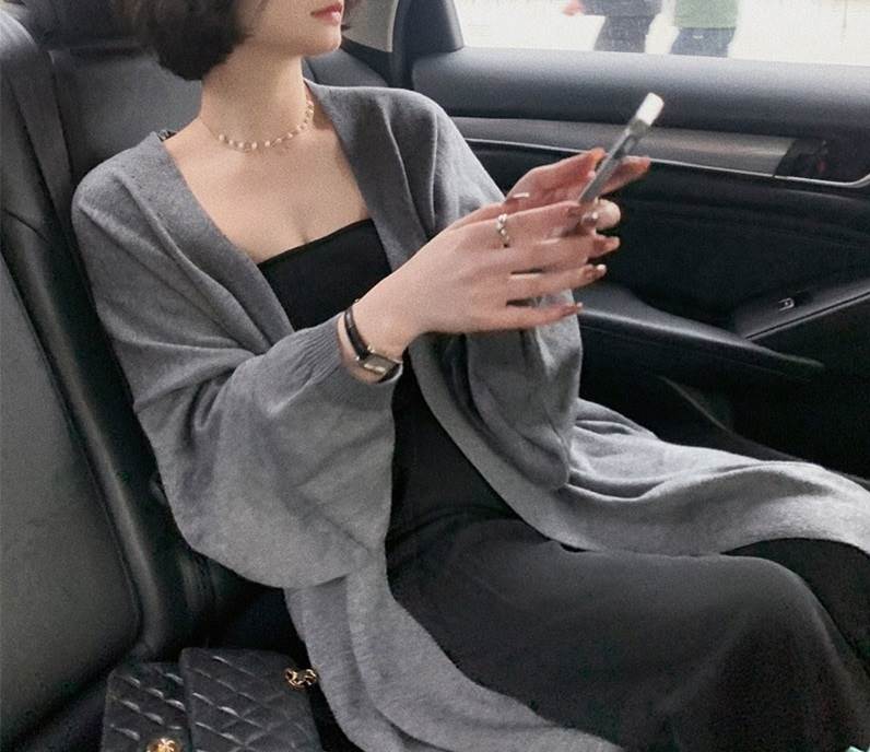 樂天商城 - トップス 薄手 ロングカーディガン レディース カーディガン 羽織 膝丈 丈長 長袖 ドルマンスリーブ 襟なし ノーカラー 前開き かわいい 大人可愛い きれいめ シンプル カジュアル 上品 おしゃれ こなれ感 ルーズ 抜け感 無地 個性的 トップス 通勤 韓国 オルチャン