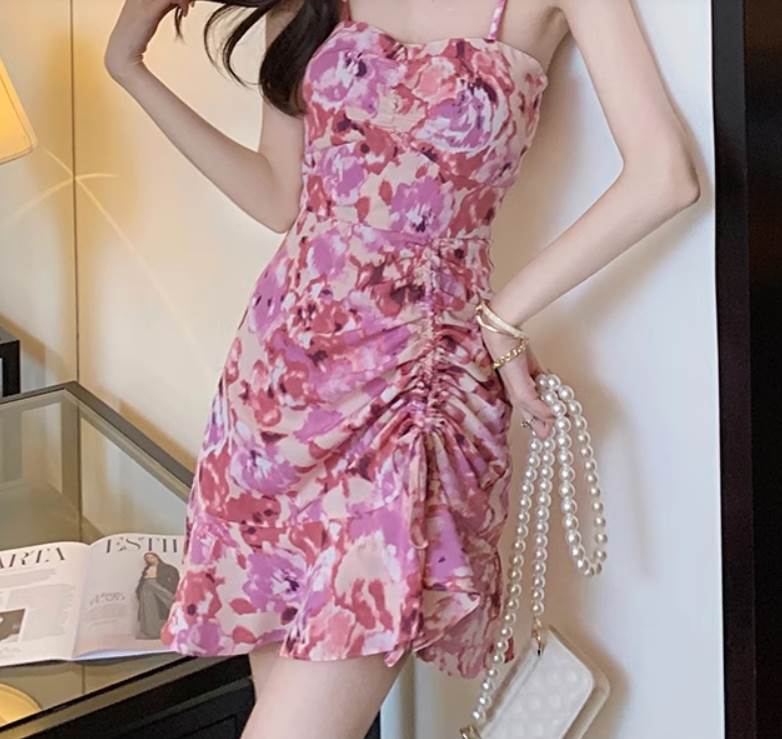 キャミソールワンピース ドレス スカート レディース かわいい 大人可愛い きれいめ 上品 こなれ感 シンプル カジュアル 主役級 存在感 個性的 韓国 オルチャン デート お出かけ キャミソールワンピース ミニ丈 ショート丈 ハイウエスト Aライン アシンメトリー