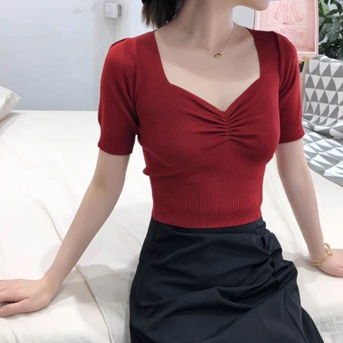 乐天商城 - ニットソー トップス カットソー Vネック 半袖 ストレート レディース かわいい 大人可愛い きれいめ 上品 こなれ感 シンプル カジュアル 主役級 存在感 個性的 韓国 オルチャン デート お出かけ ニットソー プルオーバー ショート丈 クロップド丈 薄手 伸縮性
