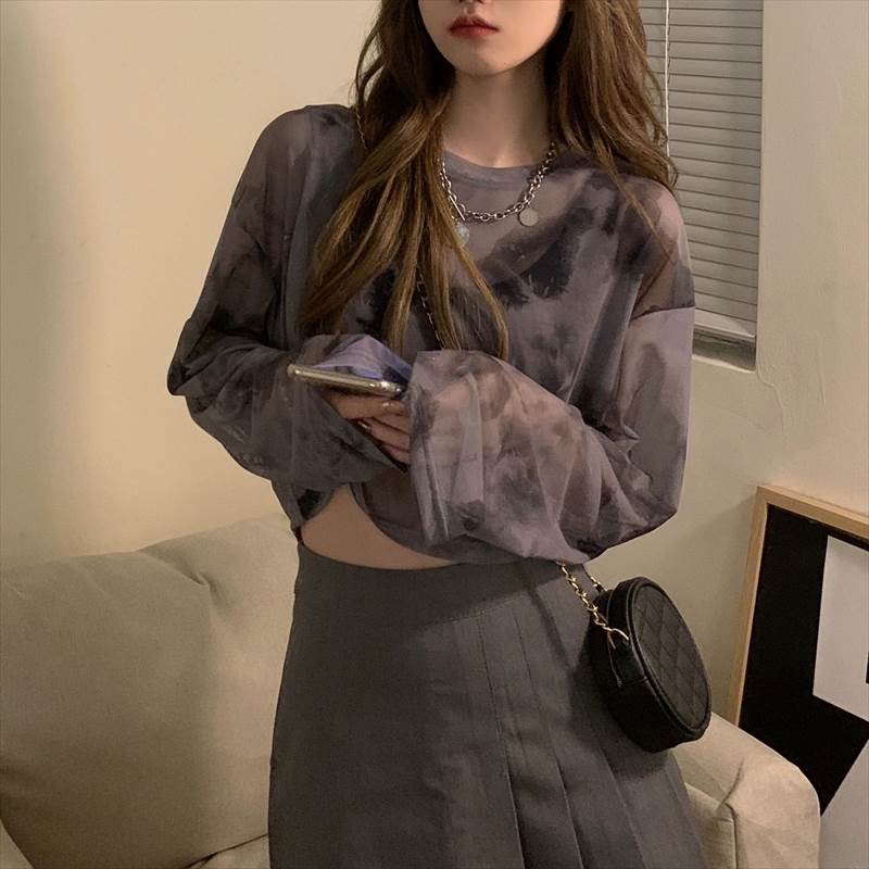 カットソー シャツ ロンT ブラウス トップス ラウンドネック 透け感 長袖 レディース かわいい 大人可愛い きれいめ こなれ感 シンプル カジュアル 主役級 存在感 個性的 韓国 オルチャン デート お出かけ カットソー プルオーバー メッシュ クロップド丈 薄手