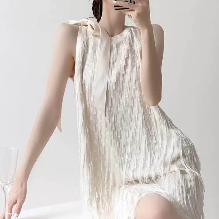 ワンピース ドレス スカート ミニ丈 ショート丈 ノーカラー ラウンドネック レディース かわいい 大人可愛い きれいめ こなれ感 シンプル カジュアル 主役級 存在感 個性的 韓国 オルチャン デート お出かけ ワンピース ファスナー Aライン レトロ ノースリーブ(4.0)