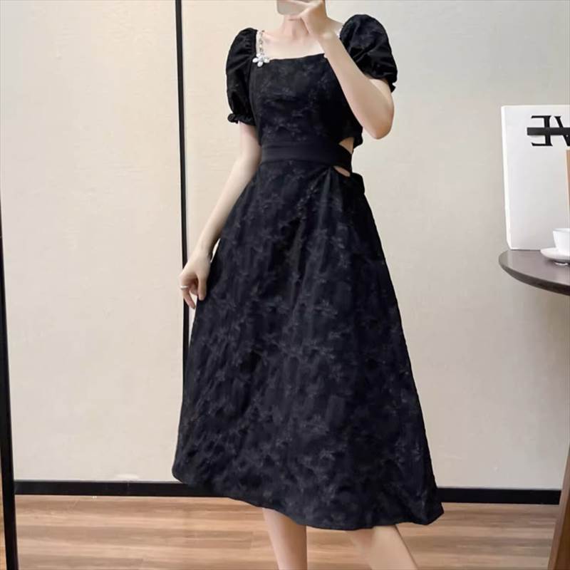 乐天商城 - ワンピース ドレス スカート 半袖 パフスリーブ レディース かわいい 大人可愛い きれいめ 上品 こなれ感 シンプル カジュアル 主役級 存在感 個性的 韓国 オルチャン デート お出かけ ワンピース ロング丈 ミモレ丈 ハイウエスト Aライン スクエアネック 腰見せ