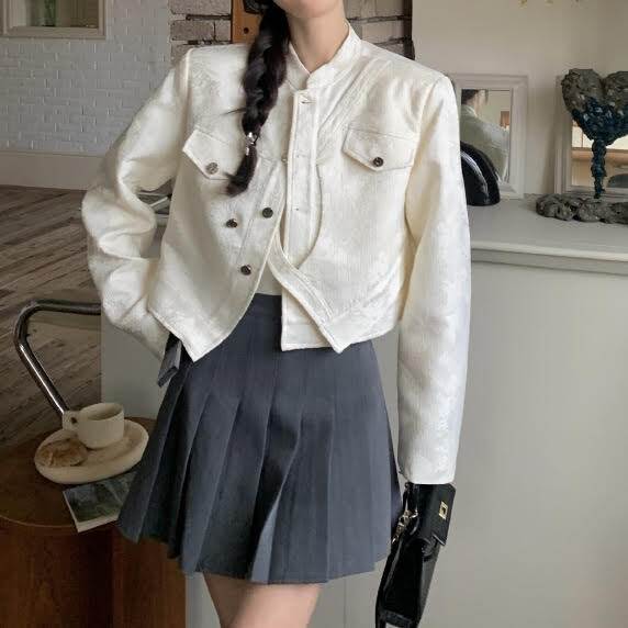 ジャケット トップス アウター スタンドカラー ポケット レディース かわいい 大人可愛い きれいめ 上品 こなれ感 シンプル カジュアル 主役級 存在感 個性的 韓国 オルチャン デート お出かけ ドジャケット 前開き ショート丈 アシンメトリー ジャンパー 上着 羽織