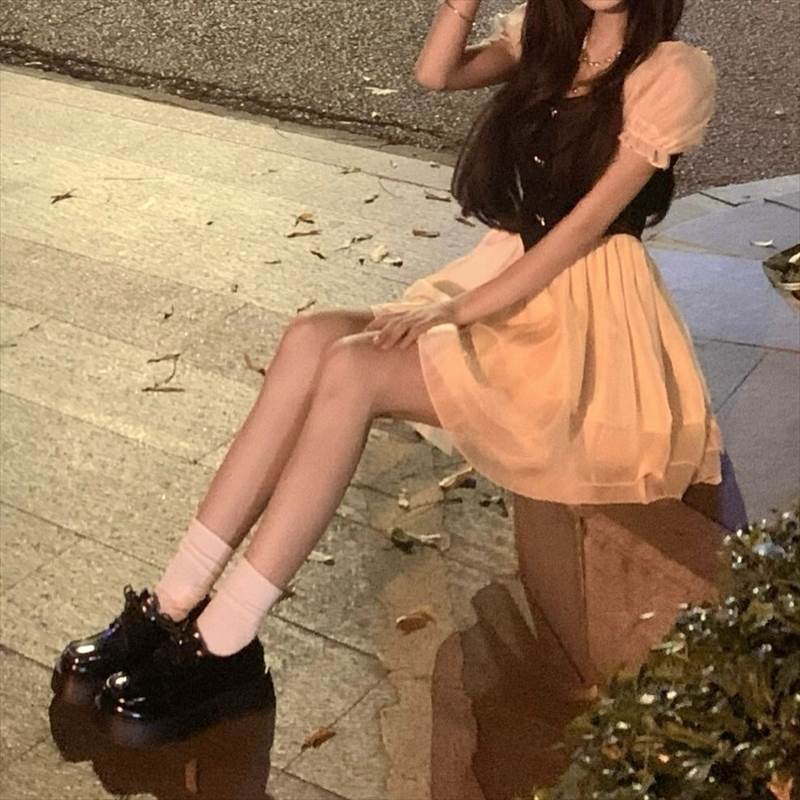 レディース ワンピース ドレス ショート 半袖 パフスリーブ スクエアネック スリム Aライン ハイウエスト 大人可愛い きれいめ シンプル 上品 おしゃれ かっこいい ガーリー クール エレガント 主役級 存在感 フォーマル プリンセス ナチュラル 韓国 オルチャン