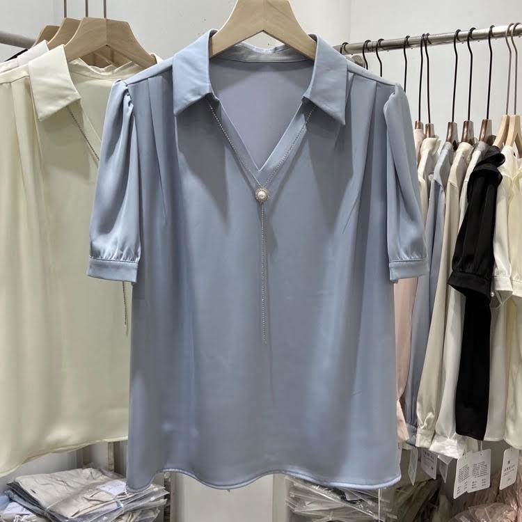 乐天商城 - レディース トップス シャツ シフォンシャツ 半袖 パフスリーブ 襟付き ポロカラー Vネック プルオーバー 無地 スリム 細身 きれいめ 上品 おしゃれ お洒落 大人可愛い 大人女子 シンプル カジュアル エレガント クール モダン シック フェミニン 韓国 オルチャン