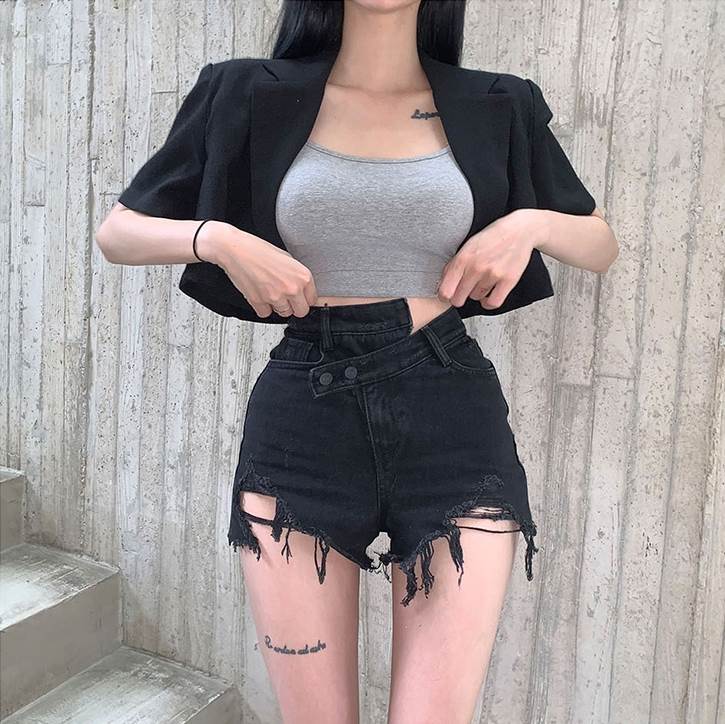 Short Pants - ショートパンツ ボトムス ハーフパンツ ハイウエスト レディース かわいい 大人可愛い きれいめ 上品 こなれ感 シンプル カジュアル 主役級 存在感 個性的 韓国 オルチャン デート お出かけ ショートパンツ 脚長 スタイルアップ ファスナー アシンメトリー スキニー Gパン