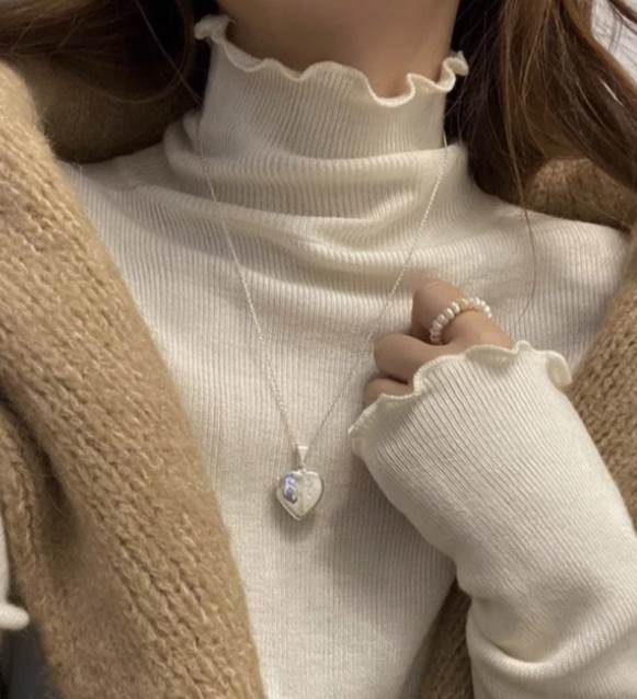 レディース トップス ニット セーター プルオーバー 長袖 萌袖 フリル袖 ハイネック タートルネック タイト スリム 細身 ストレート レース 刺繍 薄手 中厚手 大人可愛い きれいめ シンプル カジュアル 上品 ガーリー とろみ感 ラブリー 韓国 オルチャン