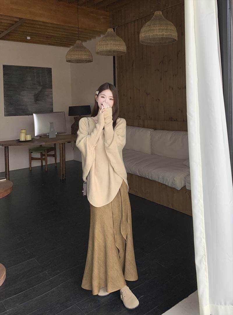 ORIENTAL WINDのレディース セットアップ スカート トップス ボトムス ニット セーター プルオーバー ロング マキシ 丈長 長袖 ドルマンスリーブ Vネック Aライン 切り替え ウエストマーク リブ ウエストゴム かわいい 大人可愛い 送料無料 個性的 セットアップ きれいめ 韓国 オルチャン｜アングル3
