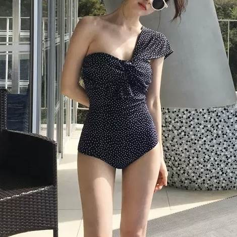 水着 ビキニ スイムウェア レディース モノキニ 体型カバー バンドゥ オフショル ワンショル チューブトップ シフォン バックシャン かわいい 大人可愛い きれいめ シンプル カジュアル ナチュラル 上品 大人っぽい おしゃれ 送料無料 個性的 水着 レトロ 韓国 オルチャン