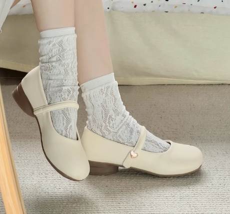 レディース パンプス ダンス ぺたんこシューズ ぺたんこパンプス バレエシューズ フラット ぺたんこ 柔らかい スウェード ベロア フェイクレザー かわいい 大人可愛い きれいめ シンプル カジュアル 上品 おしゃれ かっこいい レトロ フォーマル 韓国 オルチャン