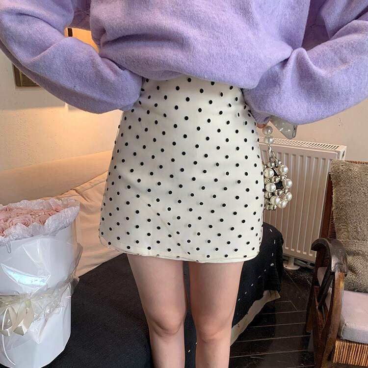 レディース スカート ボトムス ショートスカート ミニスカート インナーパンツ付き ミニ ショート Aライン フェミニン ハイウエスト かわいい 大人可愛い きれいめ シンプル カジュアル 上品 おしゃれ レトロ こなれ感 ガーリー モダン 抜け 韓国 オルチャン