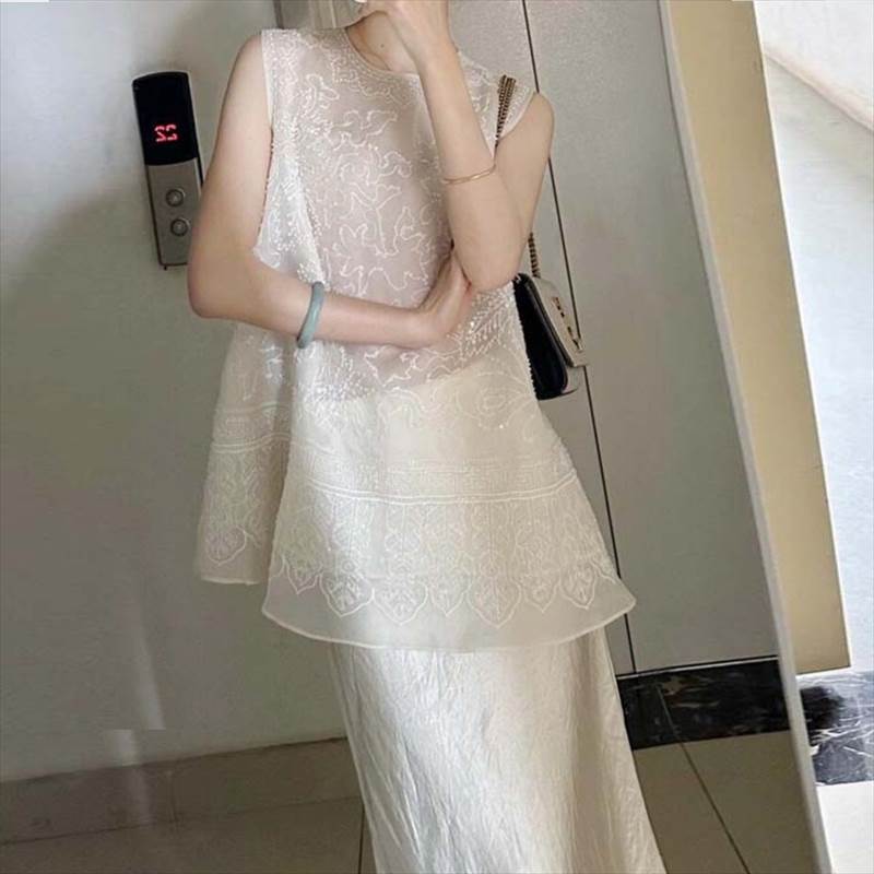 刺繍上下セット スカートセットアップ レディース 2セット ツーピース 上下セット ノースリーブロングトップス ロングスカート 刺繍 総柄 シースルー 透け感 シアー オーバーサイズ かわいい 大人可愛い きれいめ カジュアル おしゃれ かっこいい 韓国 オルチャン