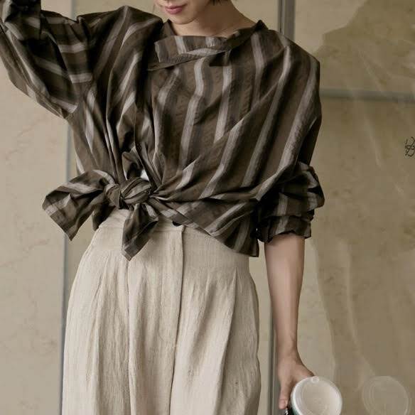 乐天商城 - レディース トップス シャツ 長袖 オーバーサイズ 前開き ボタン 薄手 綿 かわいい 大人可愛い きれいめ シンプル カジュアル 上品 おしゃれ かっこいい レトロ こなれ感 ラフ クール モード系 エレガント モダン 主役級 存在感 とろみ感 抜け感 韓国 オルチャン