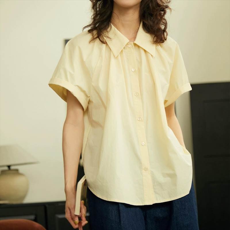 Short Sleeves - レディース トップス シャツ 半袖 襟付き 前開き ボタン かわいい 大人可愛い きれいめ シンプル カジュアル 上品 おしゃれ かっこいい レトロ こなれ感 ラフ ルーズ クール モード系 モダン とろみ感 抜け感 クラシカル 学生風 ベーシック ナチュラル 韓国 オルチャン