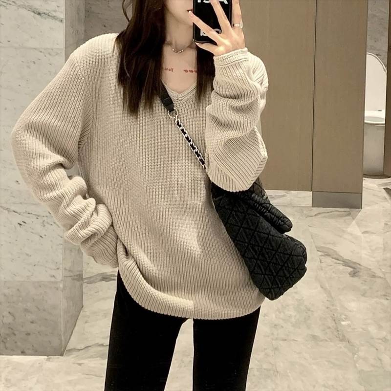 樂天商城 - Vネック ルーズ ニットセーター レディース トップス ニット セーター プルオーバー 丈長 ミディアム 長袖 ドロップショルダー 襟なし リブ リブニット かわいい 大人可愛い きれいめ シンプル カジュアル おしゃれ こなれ感 ルーズ 無地 春 秋 冬 ママ 通勤 学生 学校