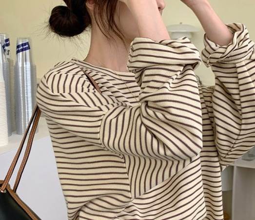 乐天商城 - ボーダー柄 ドロップショルダー 長袖 ロンT レディース トップス プルオーバー Tシャツ ミディアム ラウンドネック 襟なし かわいい 大人可愛い きれいめ シンプル カジュアル おしゃれ こなれ感 ボーダー 春 秋 冬 ママ 通勤 学生 学校 通学 デート お出かけ 旅行 公園