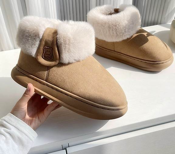 もこもこ 厚底 ムートンブーツ レディース ブーツ ショートブーツ ミドルヒール フラット 4cm ラウンドトゥ ふわふわ 防寒 暖かい 裏起毛 ファー PVC かわいい 大人可愛い シンプル カジュアル おしゃれ キュート 主役級 存在感 クマ くま 春 秋 冬 無地 通勤 通学 3